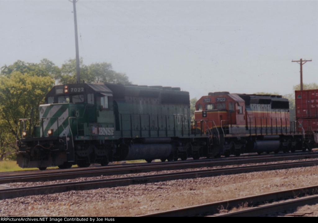 BNSF 7022 West